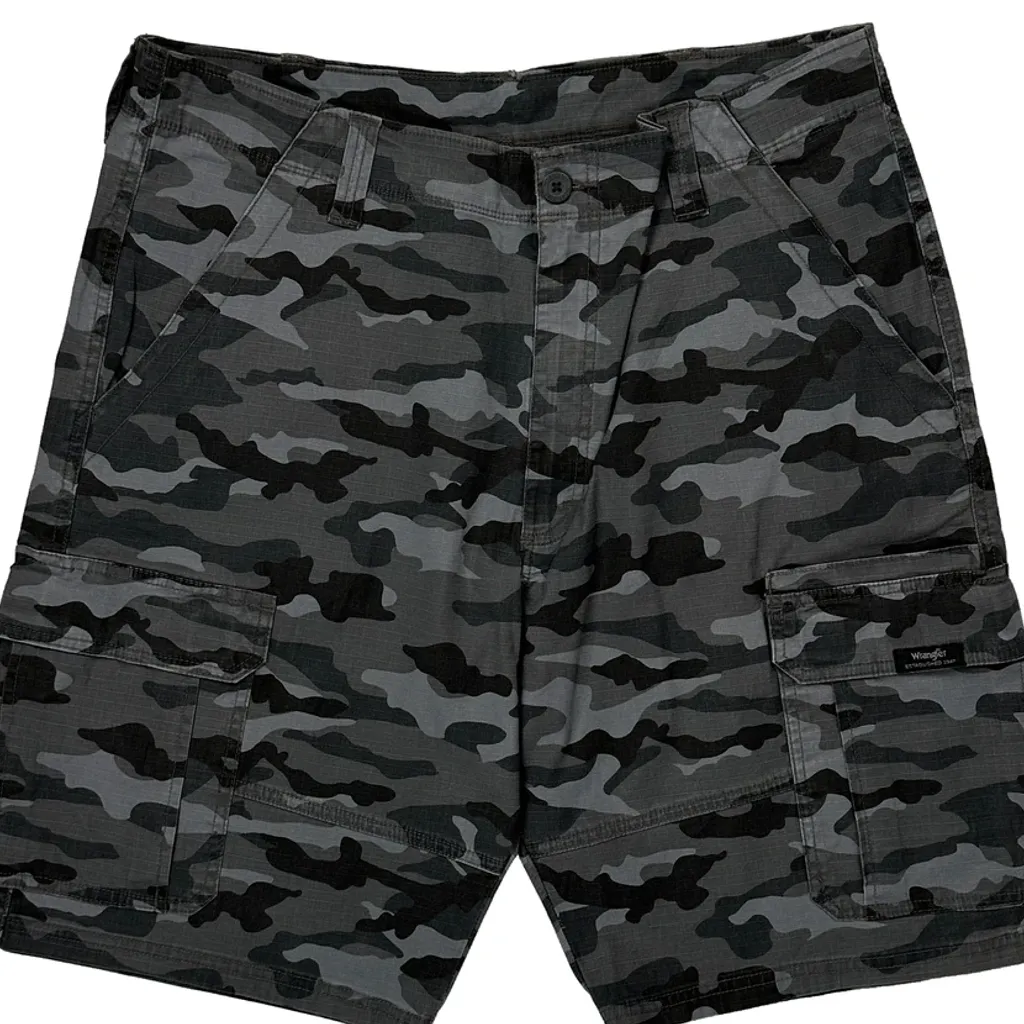 Wrangler Camo Cargo Shorts - 34W 11L Camo Cotton - Image 10