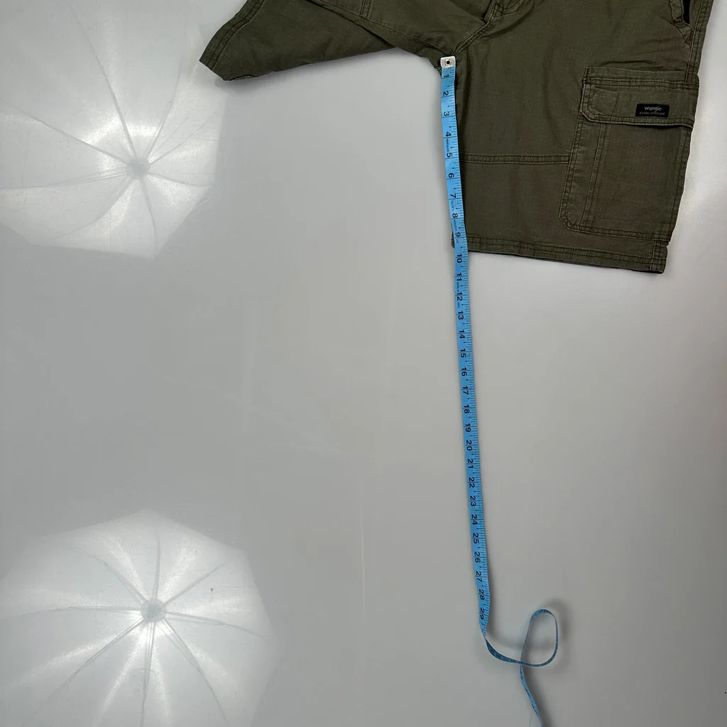 Wrangler Cargo Shorts - 32W 10L Green Cotton - Image 5
