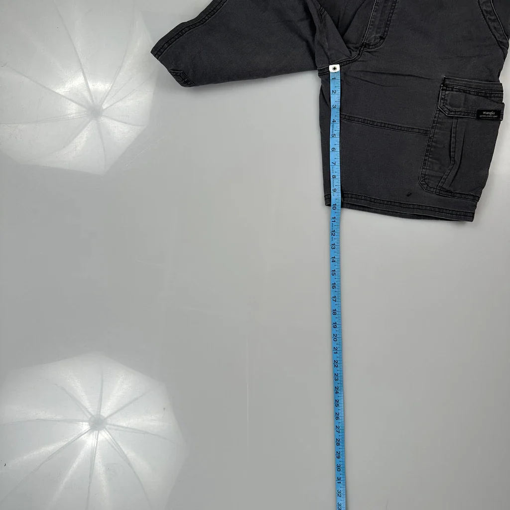 Wrangler Cargo Shorts - 34W 11L Grey Cotton - Image 5
