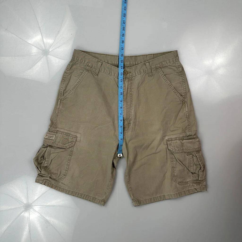 Wrangler Cargo Shorts - 32W 11L Khaki Cotton - Image 4