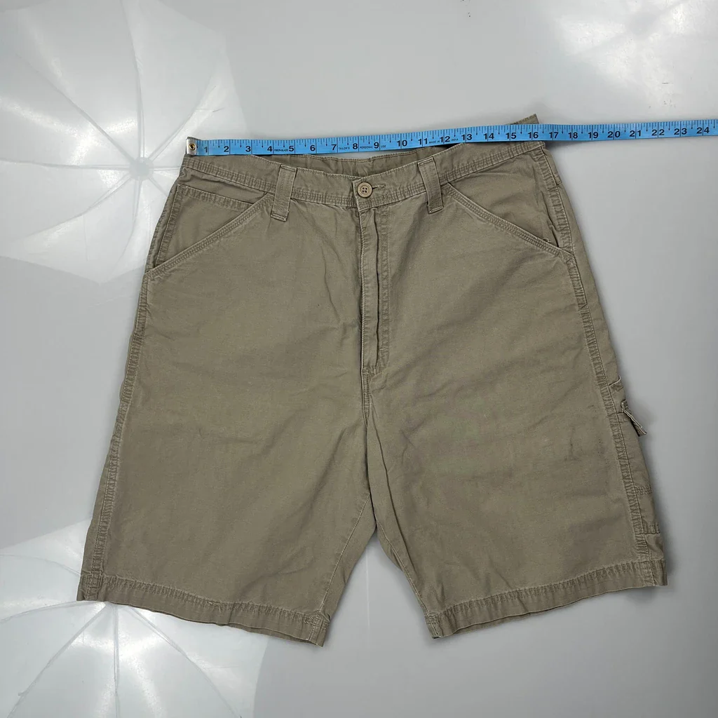Wrangler Cargo Shorts - 32W 10L Khaki Cotton - Image 3