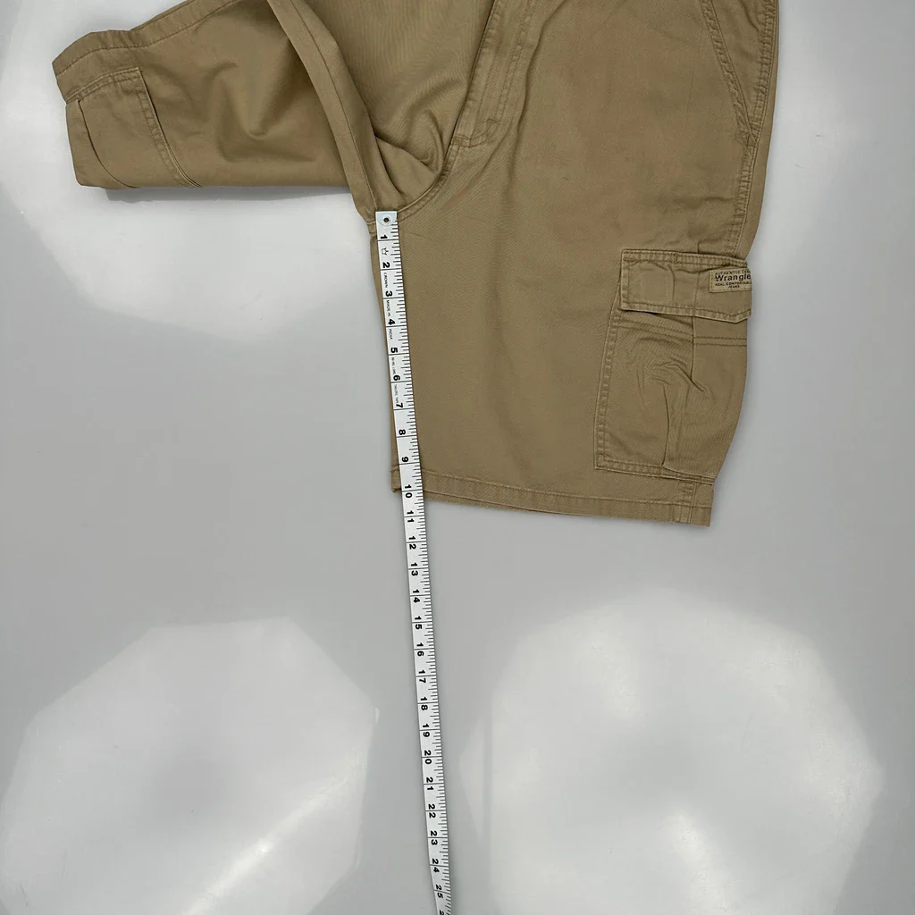 Wrangler Cargo Shorts - 34W 10L Khaki Cotton - Image 5