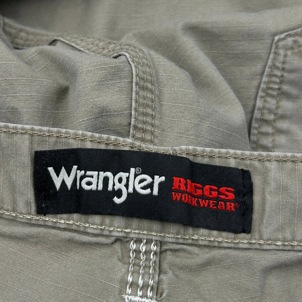 Wrangler Cargo Trousers - 34W 31L Beige Cotton - Image 6
