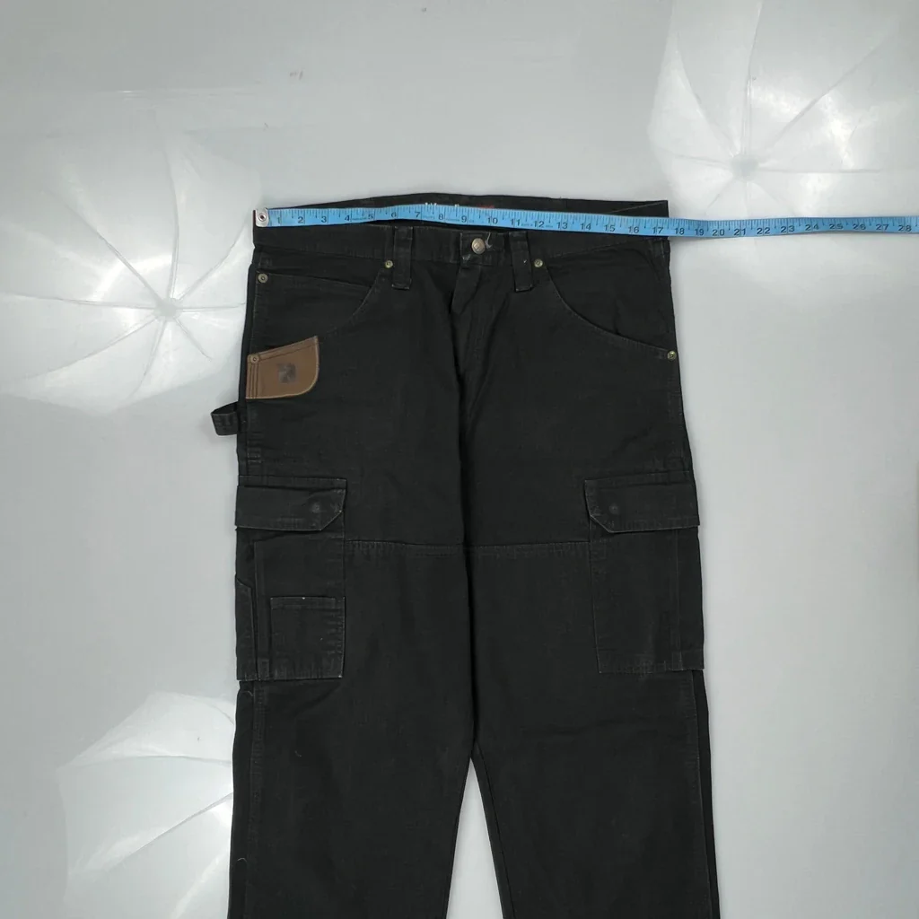 Wrangler Cargo Trousers - 34W 32L Black Cotton - Image 3