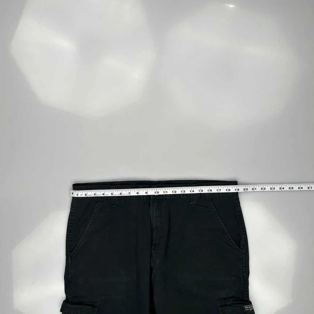 Wrangler Cargo Trousers - 38W 29L Black Cotton - Image 3