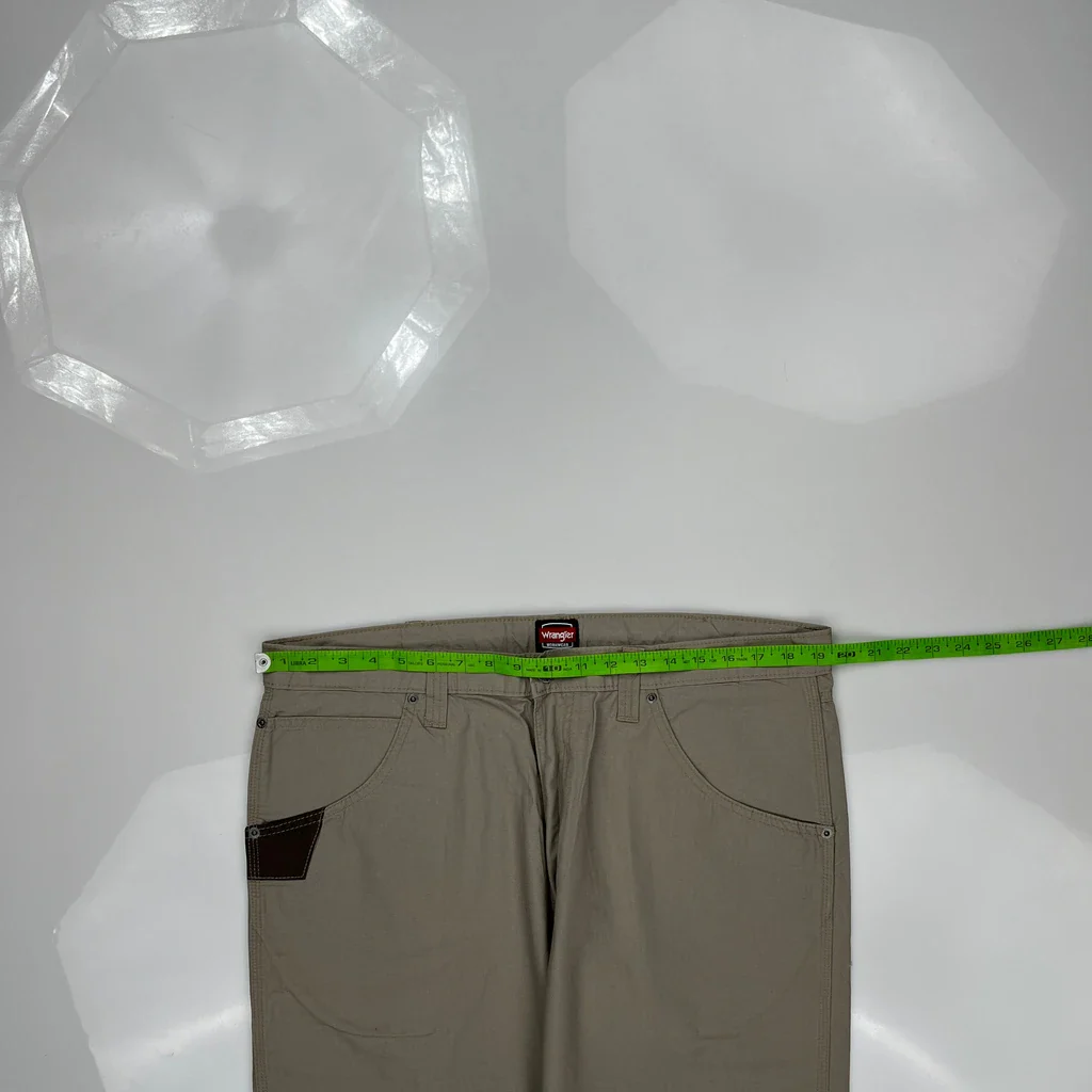 Wrangler Cargo Trousers - 38W 32L Khaki Cotton - Image 3