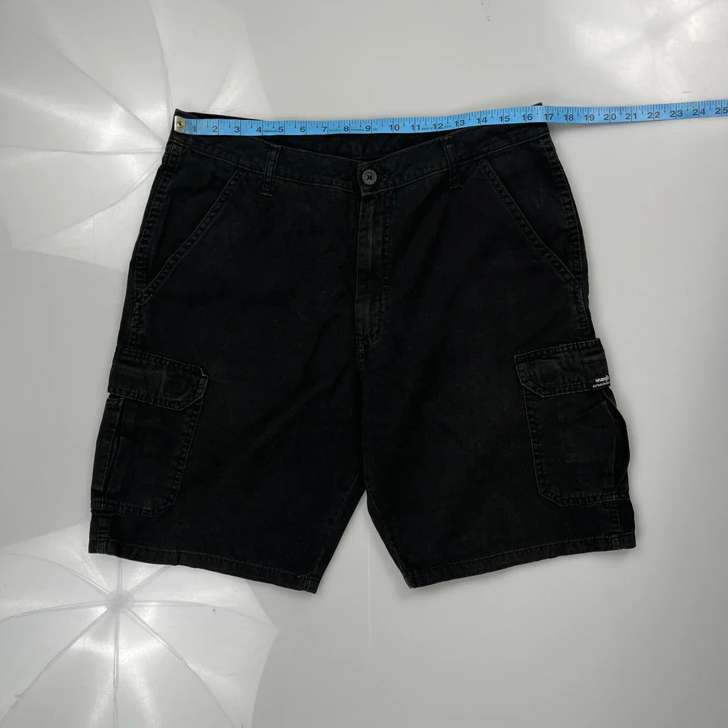 Wrangler Carpenter Shorts - 33W 10L Black Cotton - Image 3
