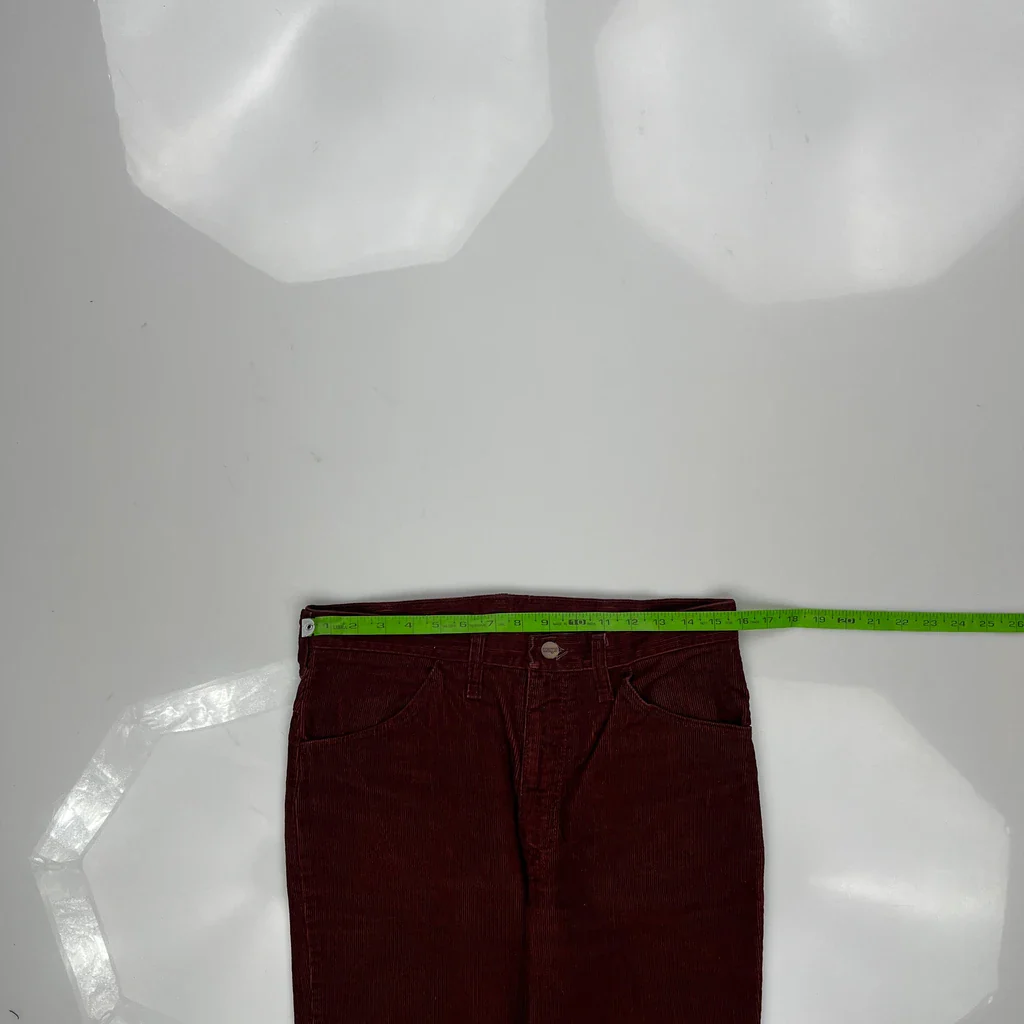 Wrangler Cord Trousers - 32″ Waist Burgundy Corduroy - Image 3
