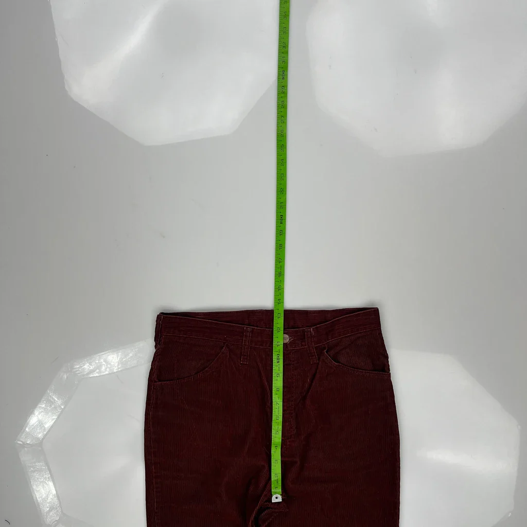 Wrangler Cord Trousers - 32″ Waist Burgundy Corduroy - Image 4