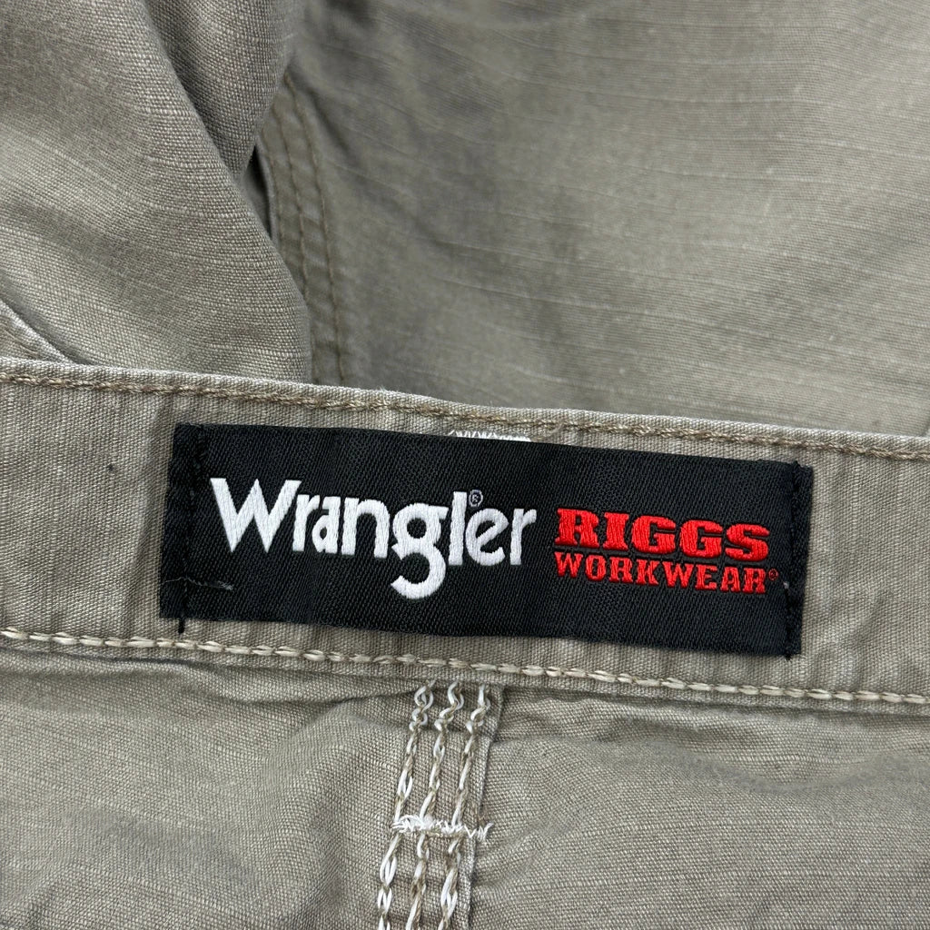 Wrangler Trousers - 36W 32L Khaki Cotton - Image 6